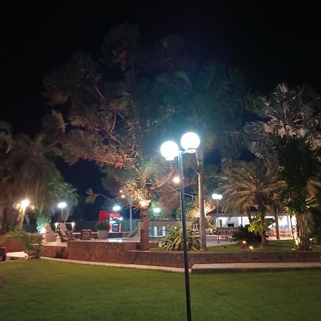 Parque Das Arvores Hospedagem E Eventos Barretos Esterno foto